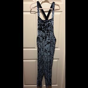 urban outfitters crushed velvet overalls